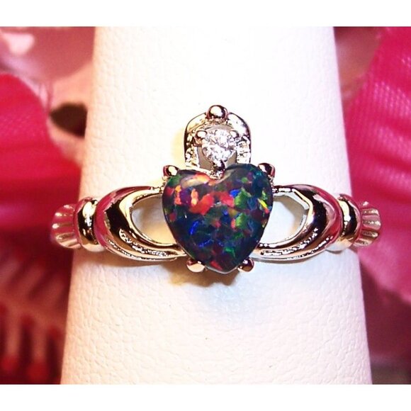 925 STERLING SILVER Dainty Lab Created Black Opal CZ Celtic Claddagh Ring - Picture 12 of 16